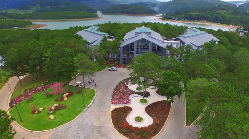 Designing and constructing the clean water treatment system of the Terracotta Lake Tuyen Lam Resort